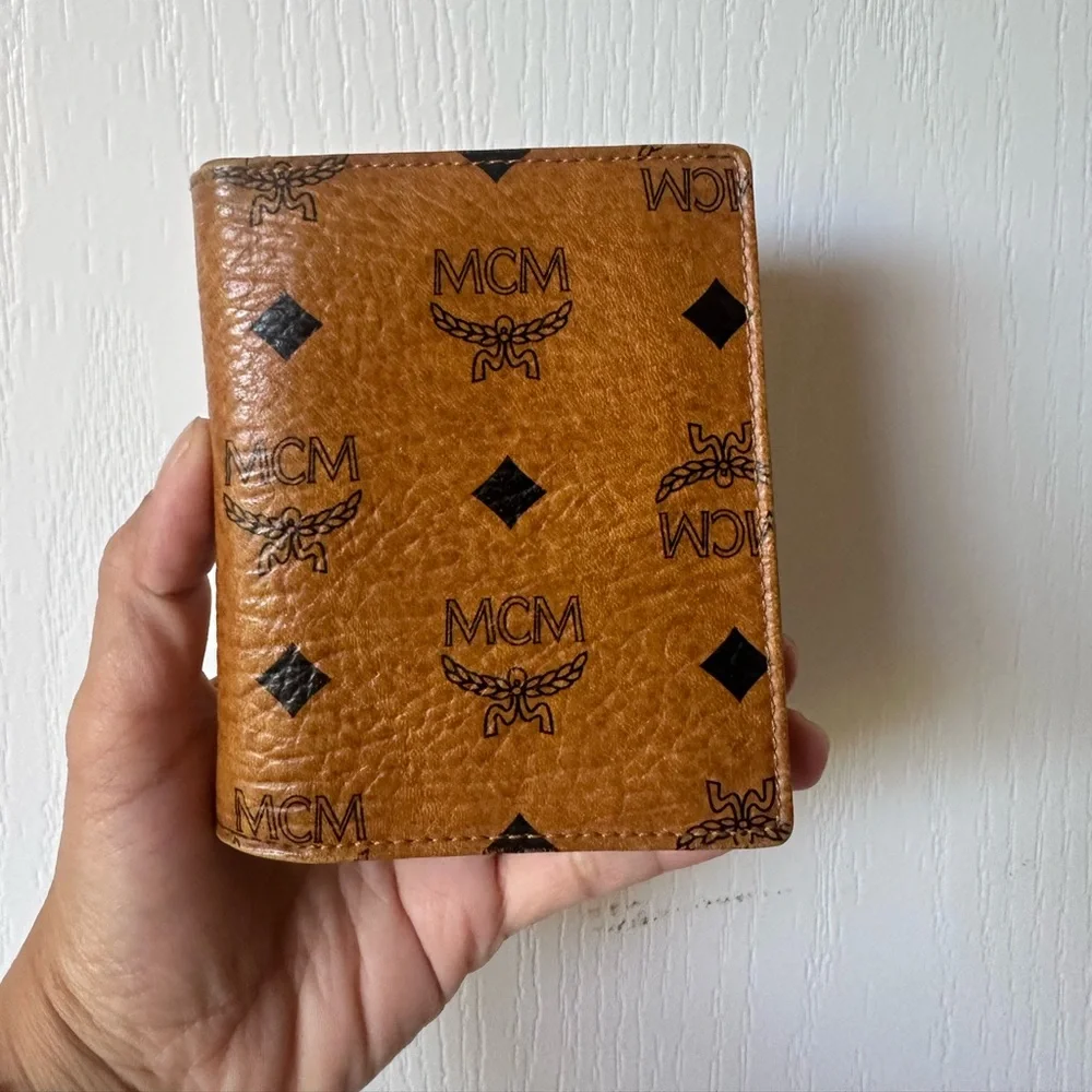 MCM stylish card